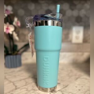 Dunkin’ 32oz Tumbler NEW Spring 2024